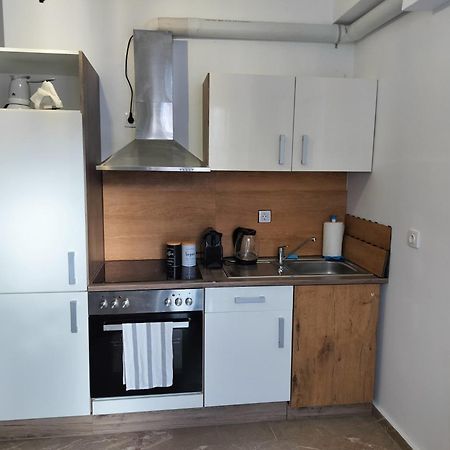 Cozy Central Flat In Pyrgos Near Olympia Quarto foto