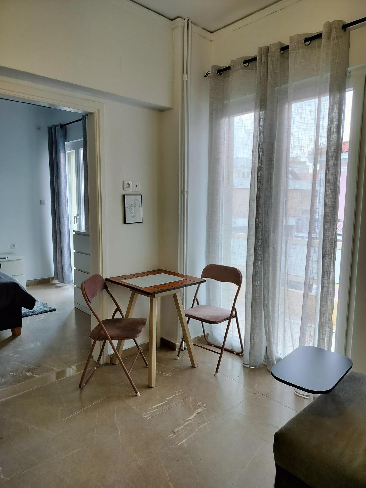 Cozy Central Flat In Pyrgos Near Olympia Exterior foto